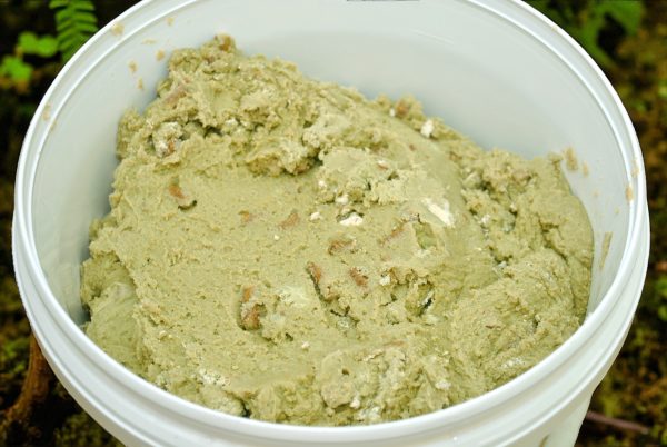 Ferafeed 215 Paste - Image 2